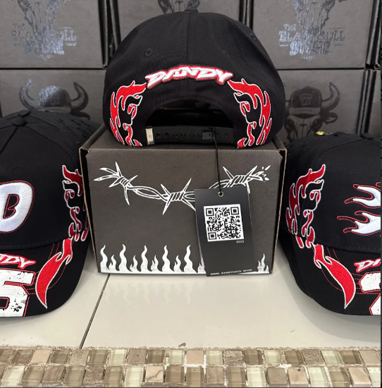 🔥 Gorra El Mago “D” Flamas Rojas G5 – Thirty One Hats | Edición Premium