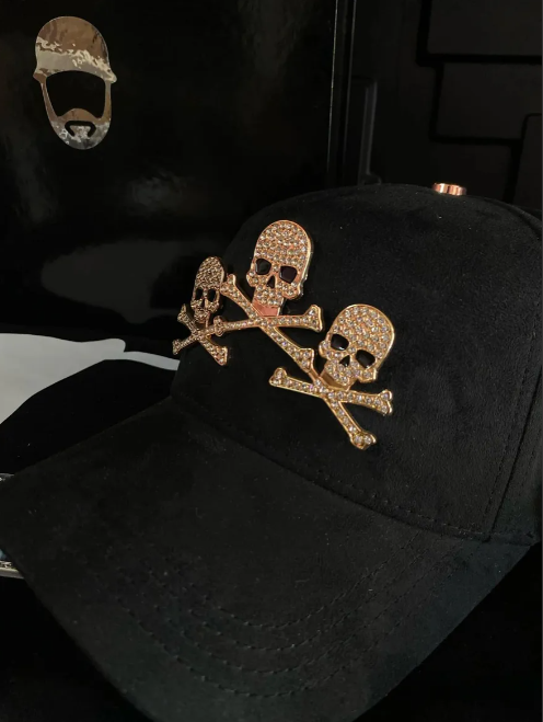 💀 Gorra Negra “Rose Gold Skulls” | Barbas Hats Original | Unisex Ajustable de Lujo