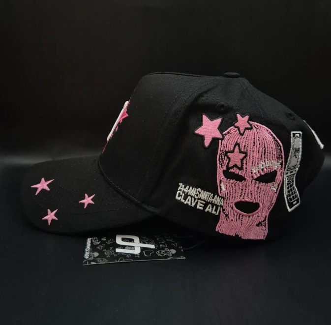 Gorra DANDY HATS x Junior H – Clave ALI