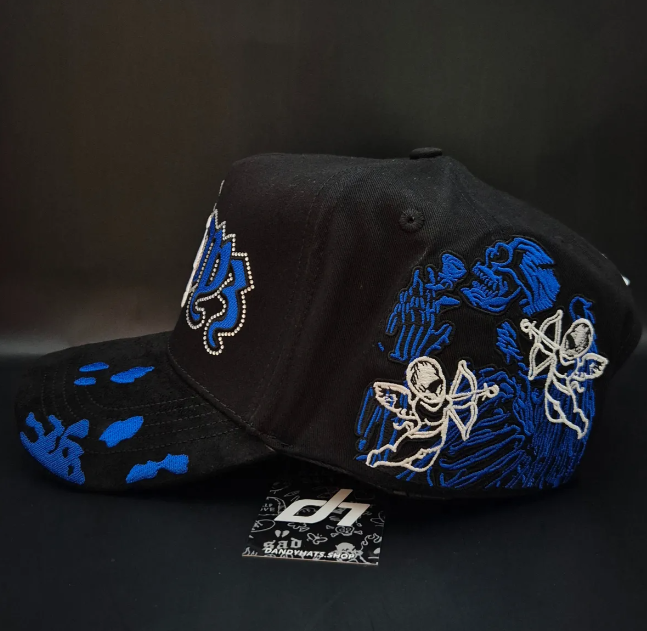 Gorra DANDY HATS x Junior H – Ángel Azul (Edición Especial)