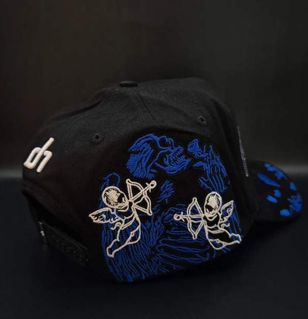 Gorra DANDY HATS x Junior H – Ángel Azul (Edición Especial)