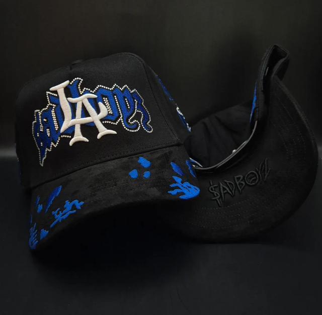 Gorra DANDY HATS x Junior H – Ángel Azul (Edición Especial)