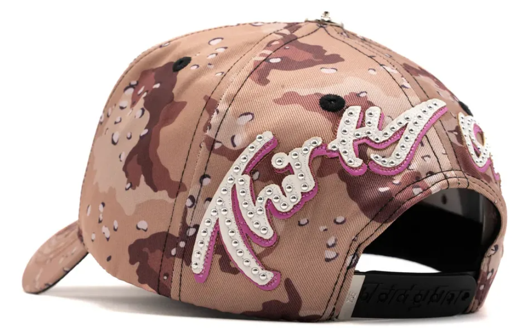 🧢 Gorra ThirtyOne Pink Recon – Estilo Militar Rosa con Swarovski